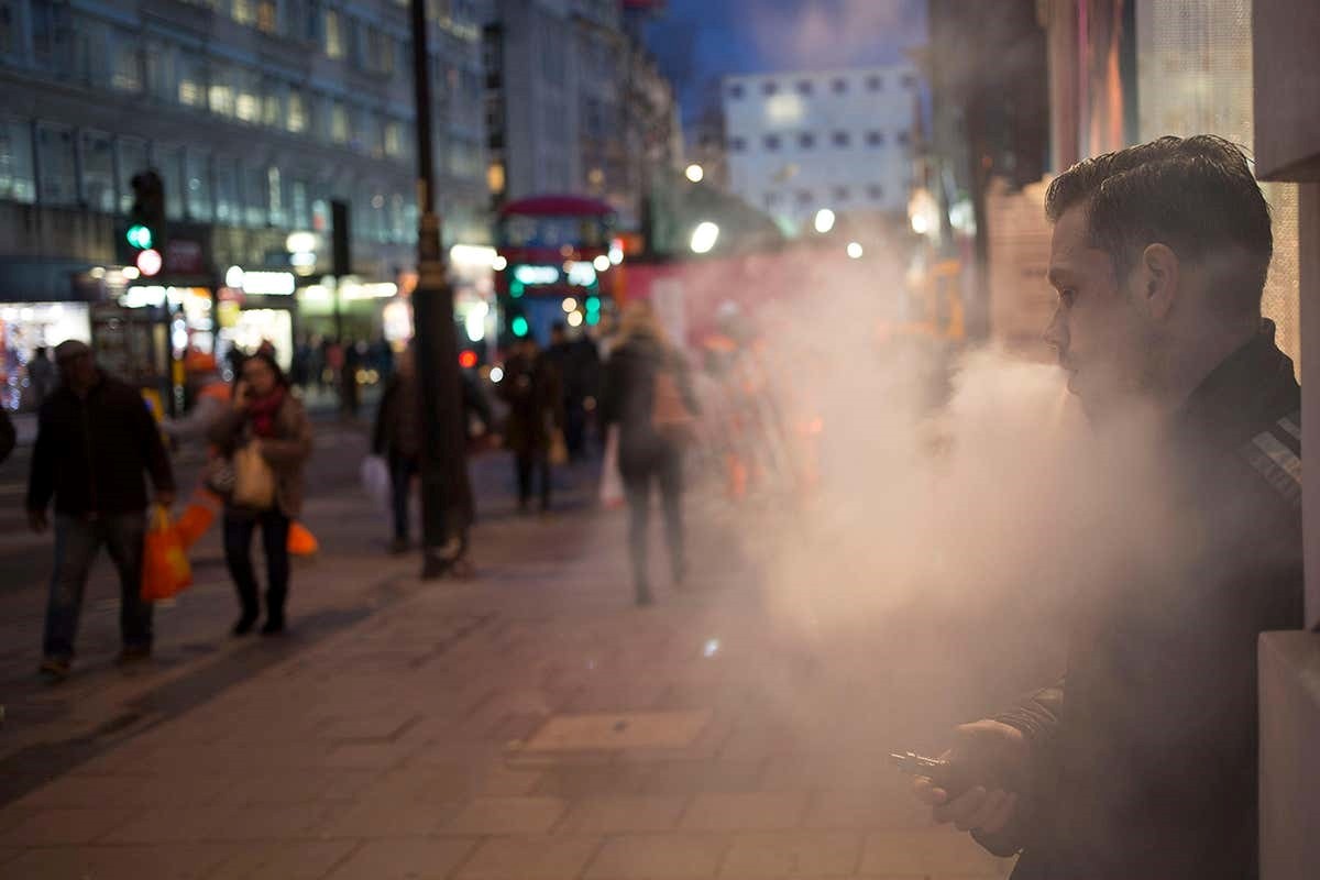 vape in public